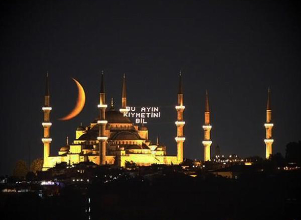 Ramazan`ı Yaşamak Başka...