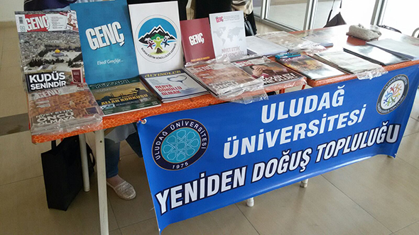Bursa`da Gönül Bayrağı İnmez!