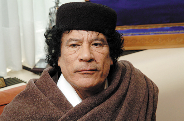 Çelişkilerin adamı Kaddafi Şaşırtmaya Devam Ediyor