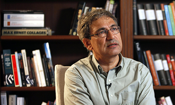 Pamuk`un Yazını Bizim Edebiyatı Döver mi?