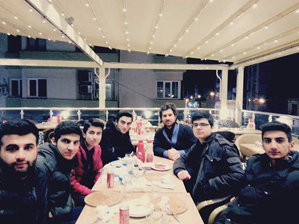 Akhisar`da Bir Gençlik Doğuyor!