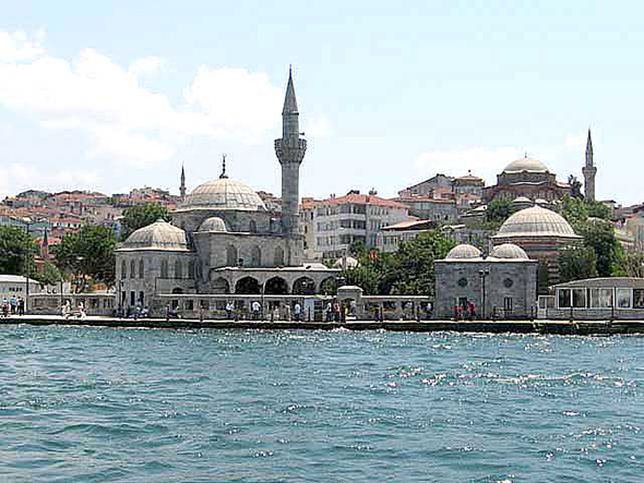Üç Cami Üç Hikaye