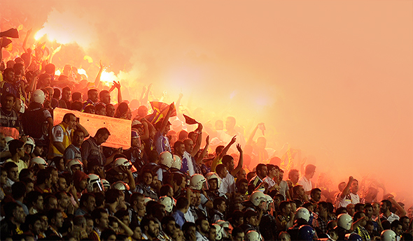 Futbol, Mantık ve Aidiyet - 1