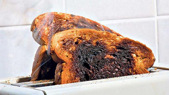 Yemek Yanıyor!
