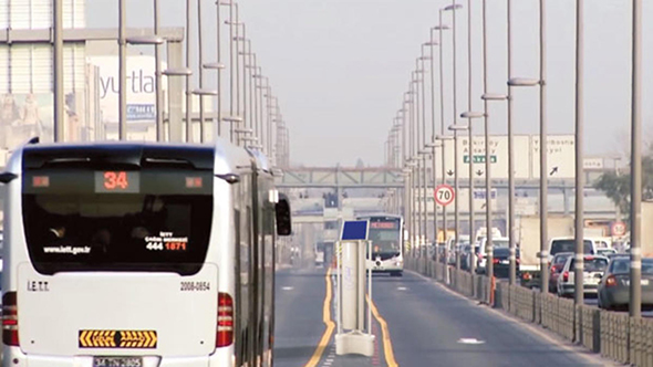 Bir Metrobüsten Bir Projeye