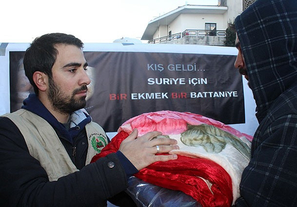 Suriye`ye İnsânî Koridor Açılıyor!