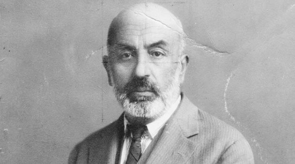 Akif`in Kabrine Sevgi Dolu Yürüyüş