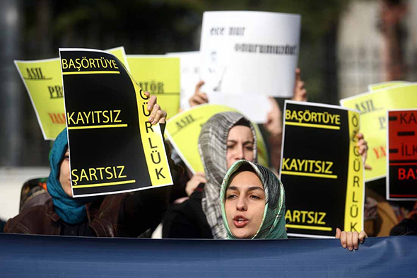 Kamuda Başörtüsü Artık Serbest