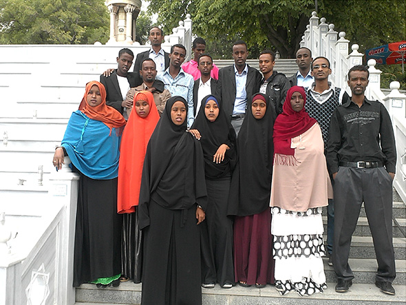 Somalililer GENÇ`le Coştu