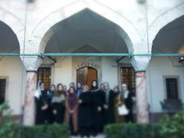 Tez Sunumları Başladı!