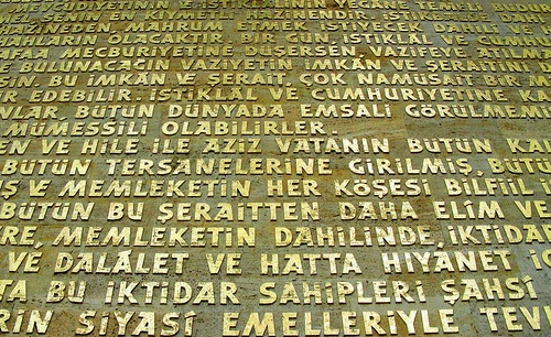 `Hitabe` Tartışmalarına GENÇ El Koydu!