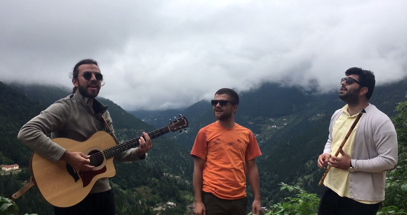 GENÇ Sanatçılardan: Adımız Miskindir Bizim (Video)