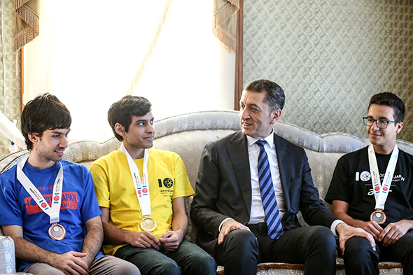Bilgisayar Olimpiyatlarına Damga Vurduk