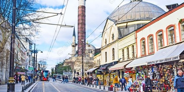 Divanyolu: Tarihin İçinde Yolculuk